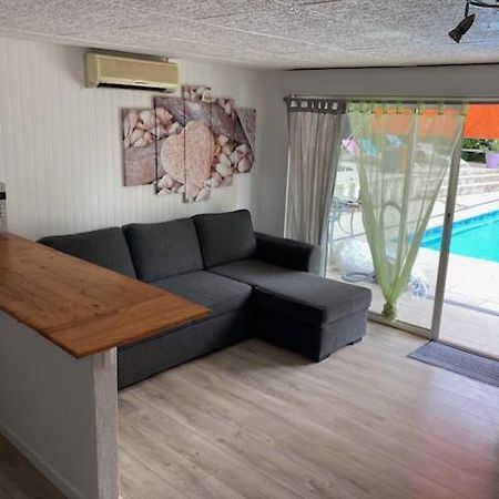 L'Appartement Du Micocoulier Salon-de-Provence Esterno foto