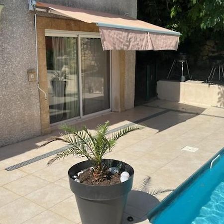L'Appartement Du Micocoulier Salon-de-Provence Esterno foto
